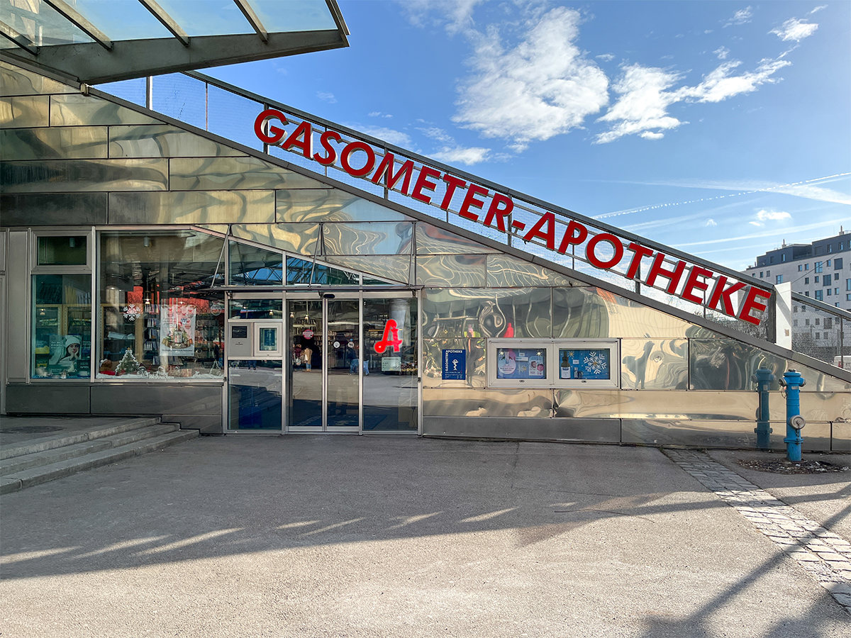 Essenz Apotheke Gasometer – Ansicht im Gasometer Wien